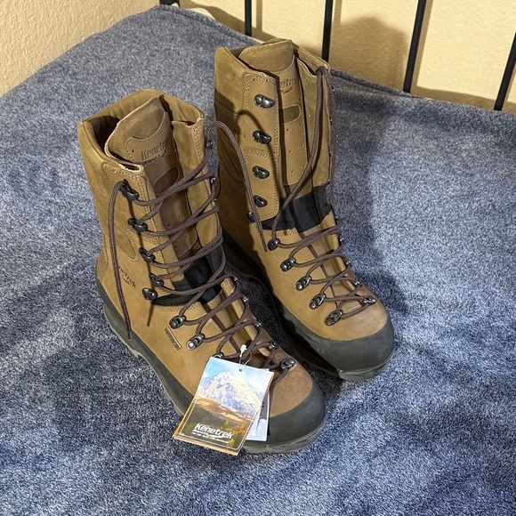 Kenetrek Men’s Mountain Extreme NI Brown Hunting Boots - Picture 1 of 8